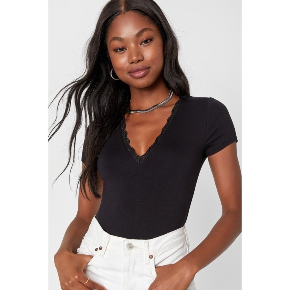 Lulus Completely Darling Black Lace V-neck Bodysuit - Size Large